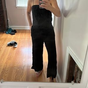 Old navy black strapless jumper.  Draw string waist